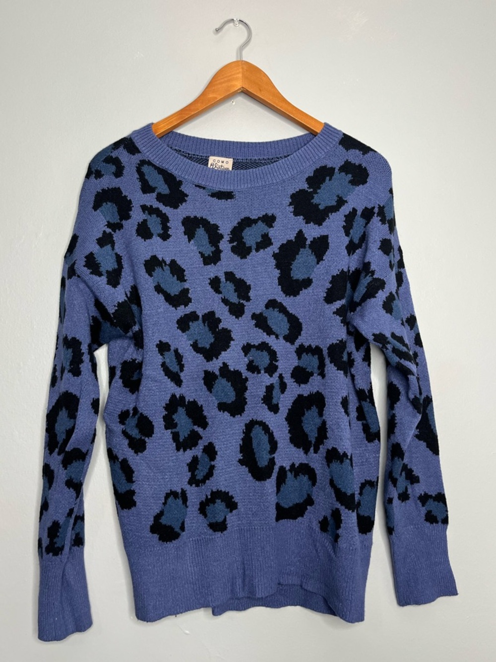 Como Vintage Periwinkle Blue Leopard Cheetah Print Crewneck Sweater